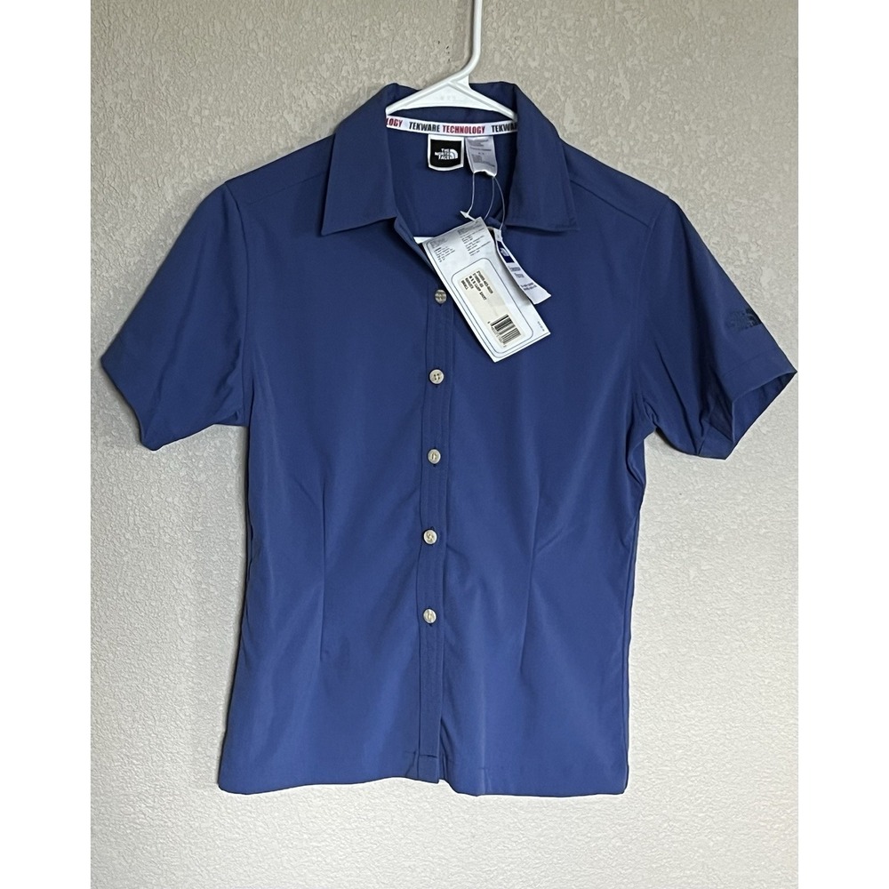 Vintage The North Face Women's Blue Solid Fast Dry Button-Front Collared Shirt S